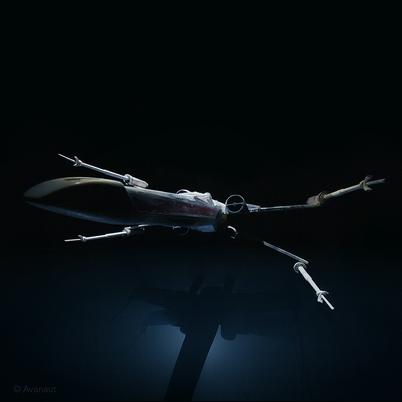 Illustration for article titled Star Wars toys photos look more realistic than the real Star Wars